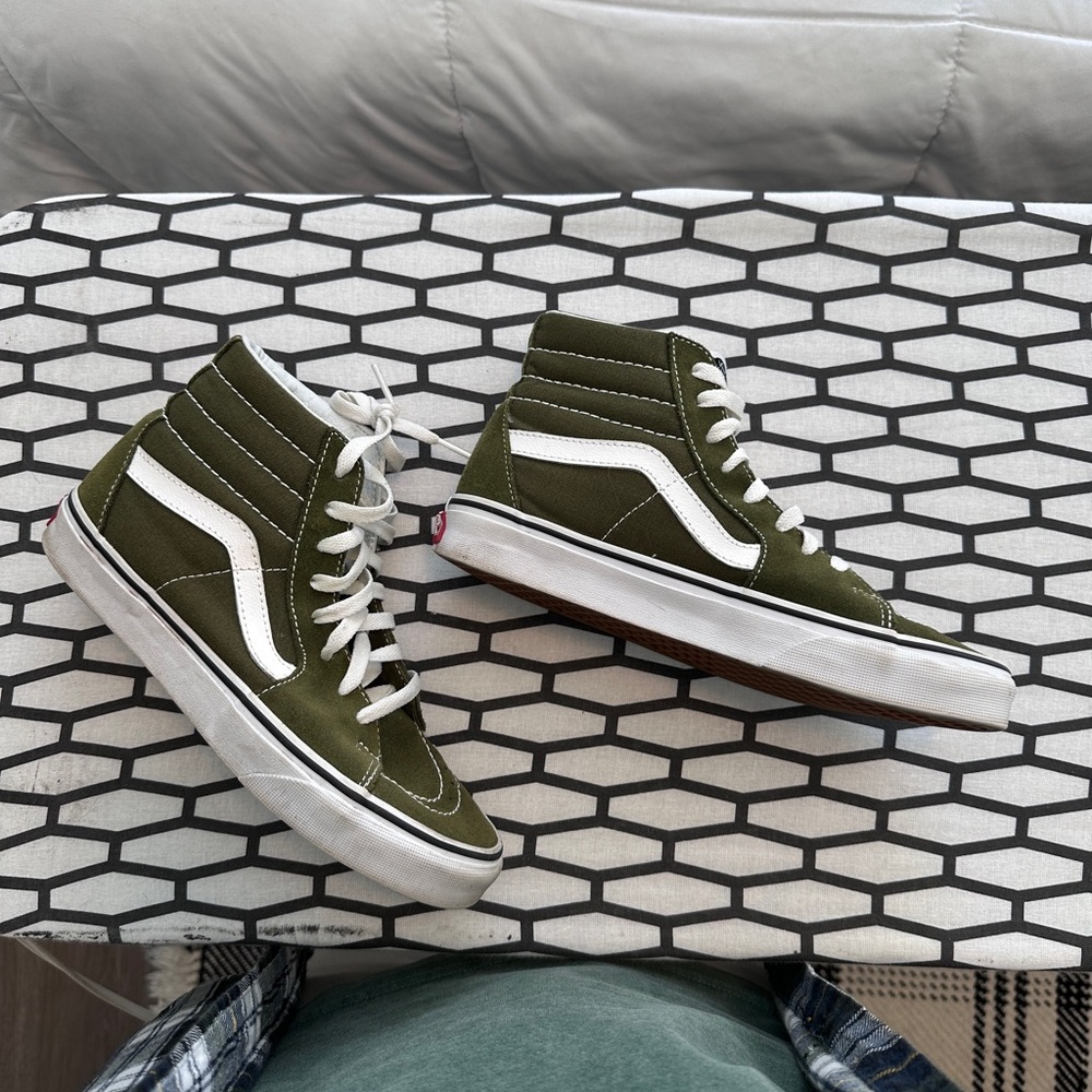 Vans Men's Green High-Top Sneakers